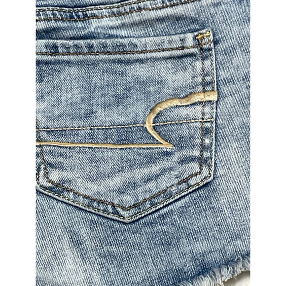 Women's American Eagle Outfitters Blue Distressed Jean Shorts Size 2 - Picture 6 of 11